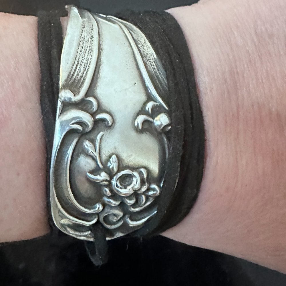 Sterling Silver Leather Cuff Bracelet Tie Wrap Yoga Antique 925 Boho Gift Suede - Picture 1 of 10